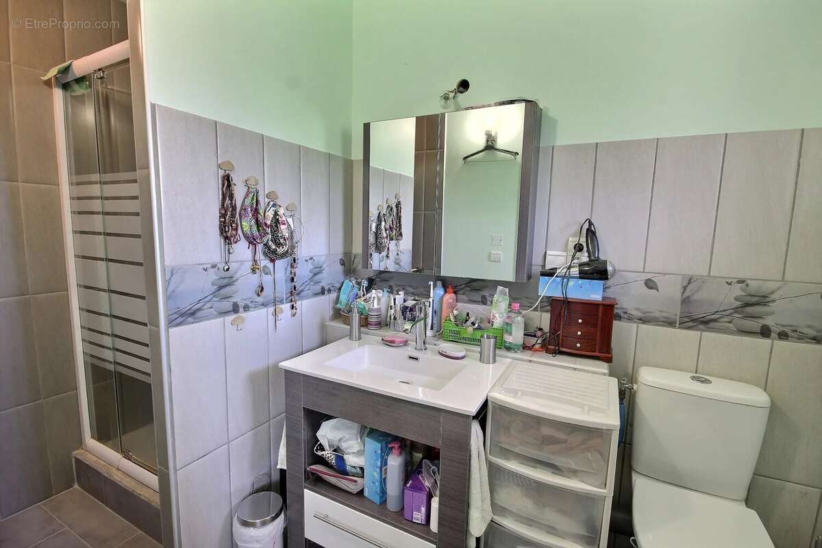 Maison à SAINT-LATTIER