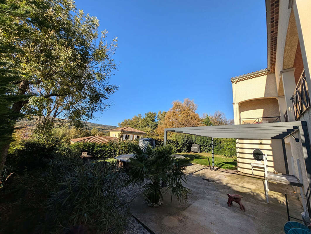 Maison à SAINT-PERAY