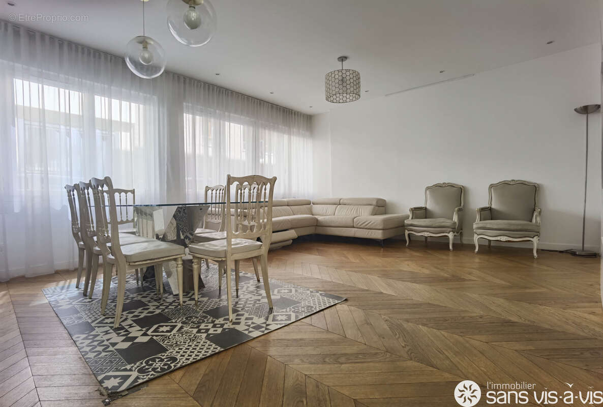 Appartement à PARIS-20E