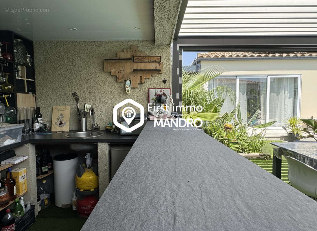 Maison 143 m² à Thuir  - photo 8