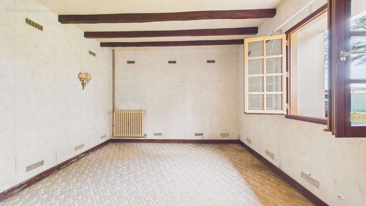 Maison à SAUBION