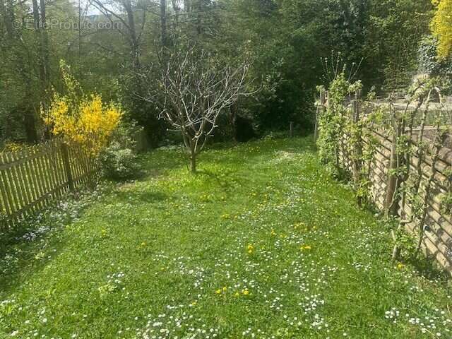 Maison à DIVONNE-LES-BAINS