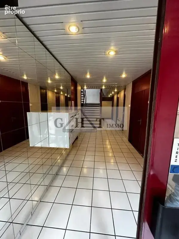 Bureaux à vendre 70 m² à PONTOISE - photo 3