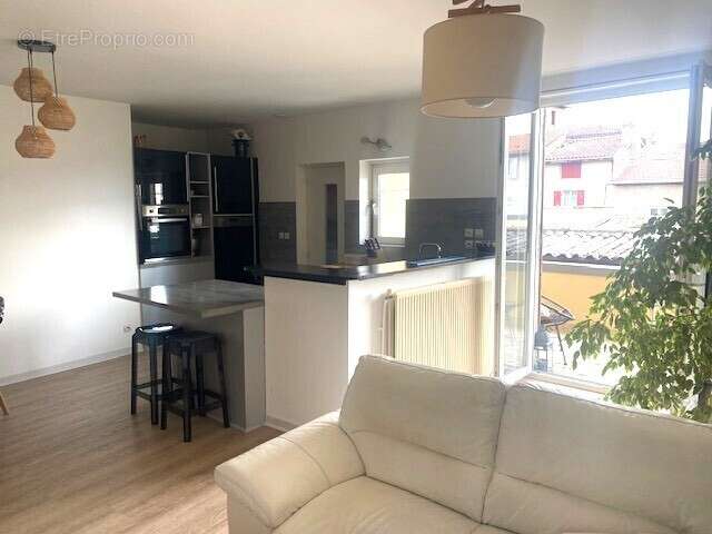 Appartement 108 m² à Bourg-En-Bresse  - photo 4