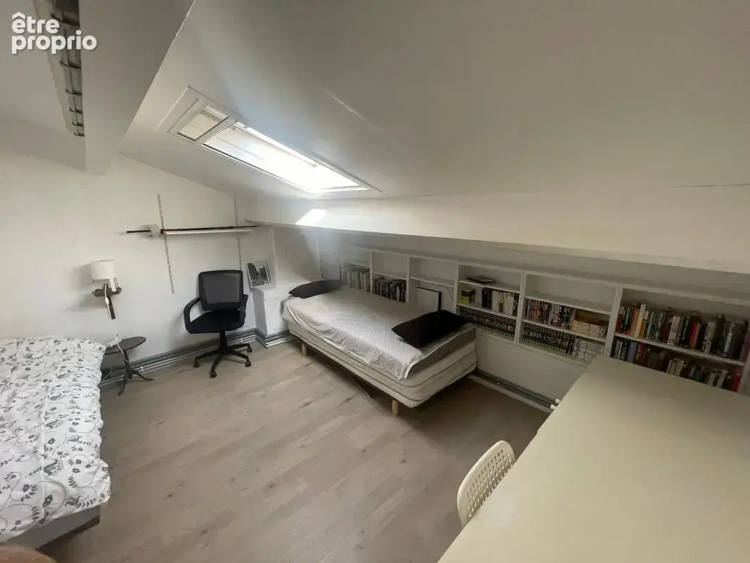 A vendre la seyne sur mer 83500 quartier mar-vivo  maison de caractere a 150 m de la plage - photo 8