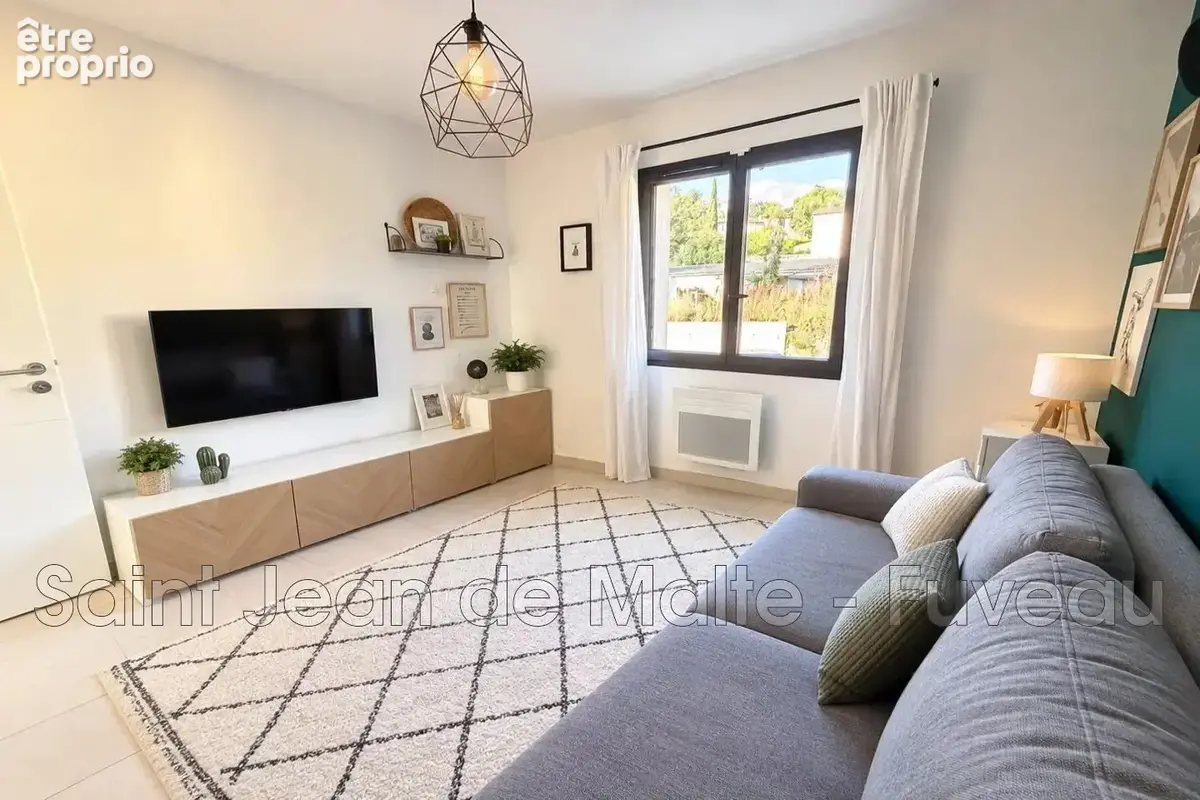 Maison 4 pièces 95 m² à vendre à Pourrieres (83910) - photo 3