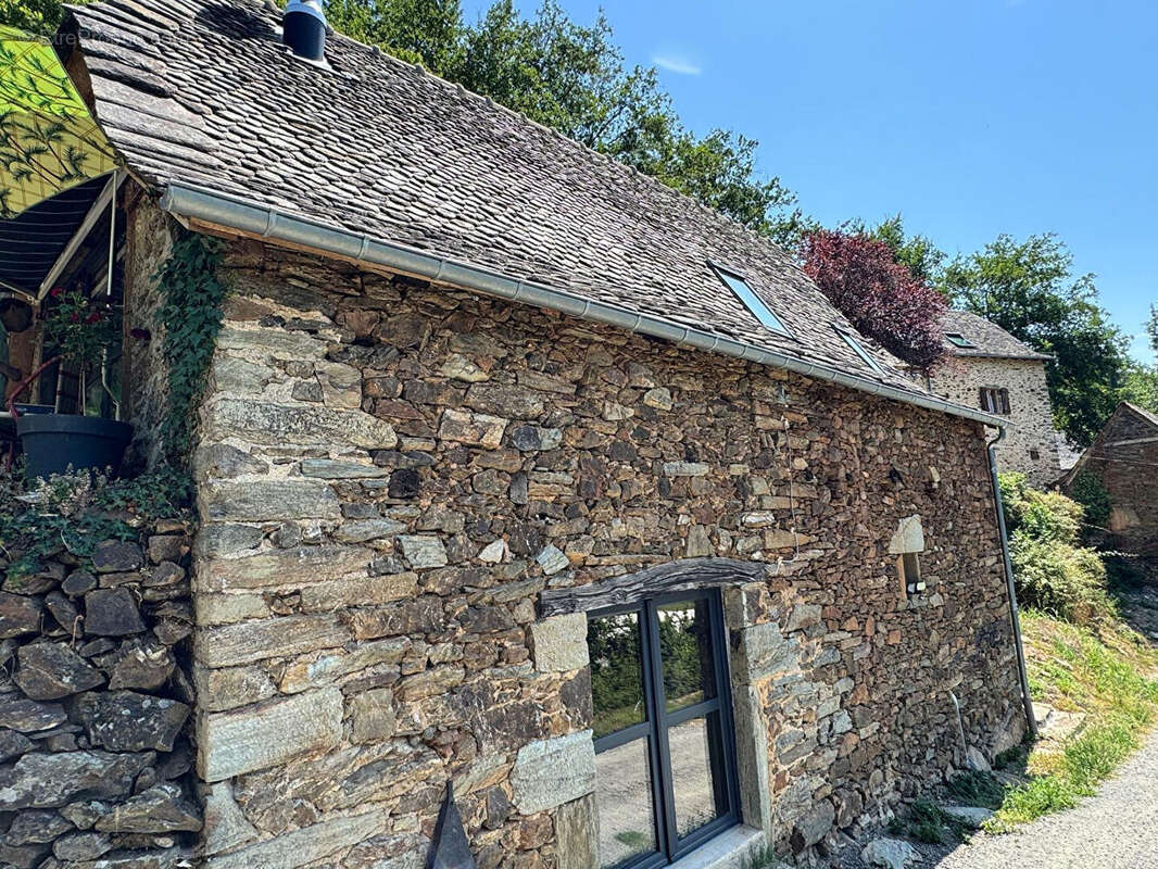Propriété de caractère avec vue panoramique sur le Lot - photo 13