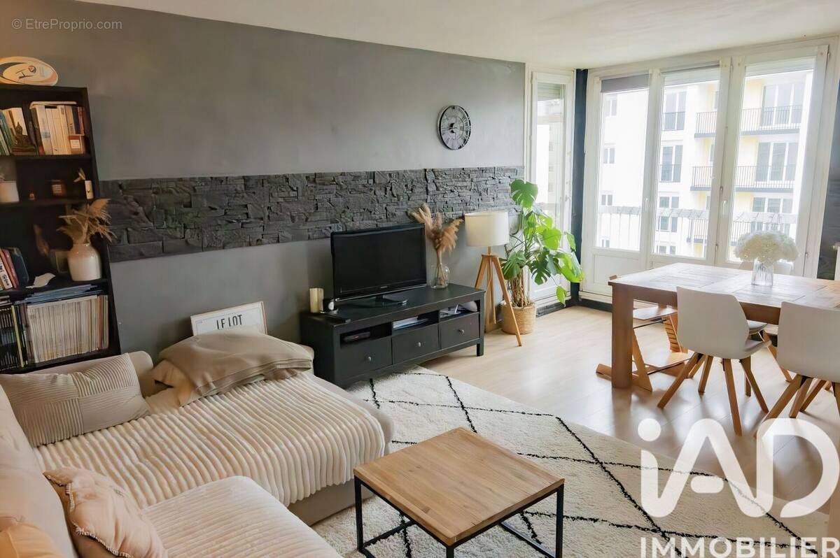 Photo 1 - Appartement à CHILLY-MAZARIN