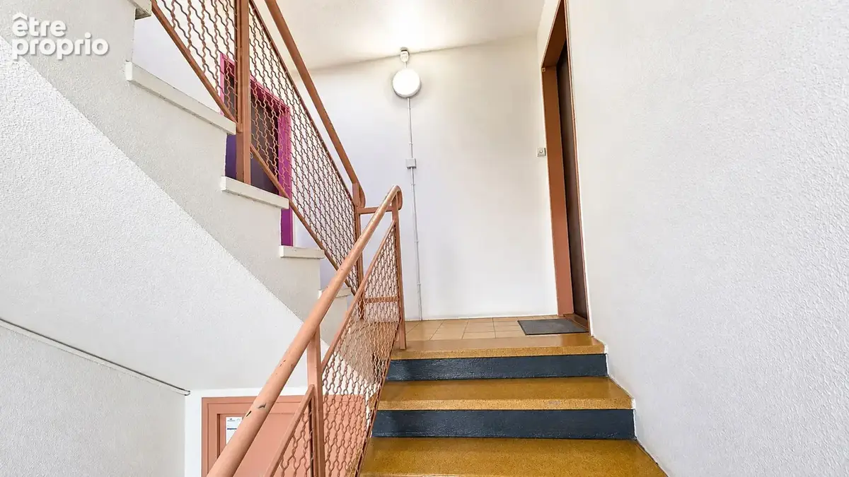 CREUTZWALD ? Appartement F2 rénové, dernier étage avec balcon et cave - photo 13