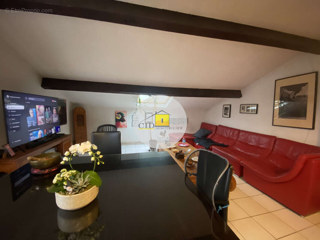 Appartement à SAINT-PRIEST