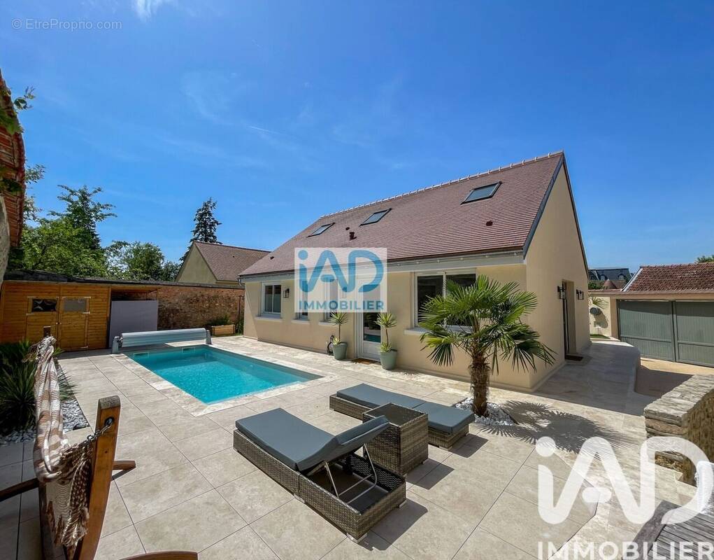 Photo 1 - Maison à MONTLHERY