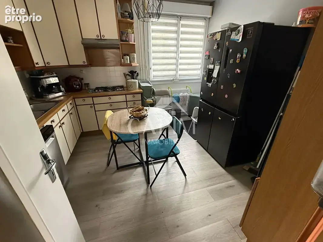 Appartement type 3 à vendre centre ville Fougeres 3 pièce(s) 65.41 m2 -Garage -balcon- cave-grenier - photo 4