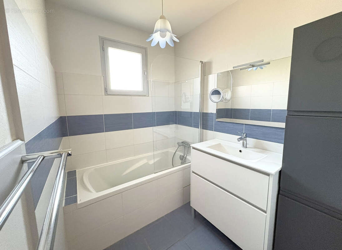 Maison à VILLARS-LES-DOMBES