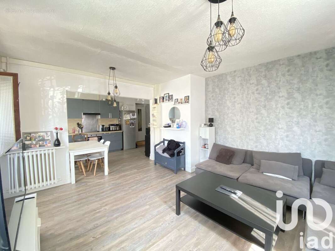 Photo 2 - Maison à LIVERDY-EN-BRIE