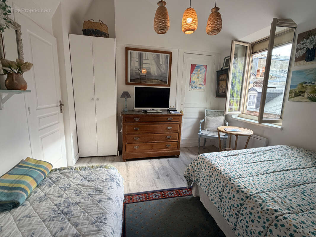 Appartement à TROUVILLE-SUR-MER