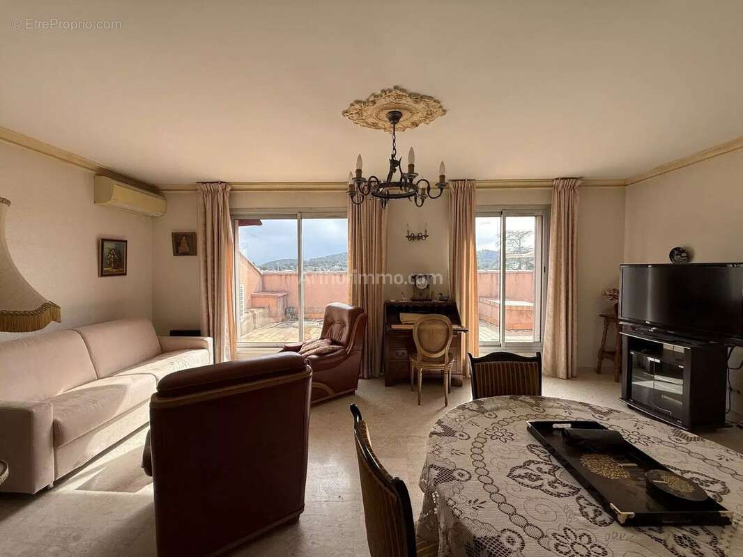 Appartement à DRAGUIGNAN