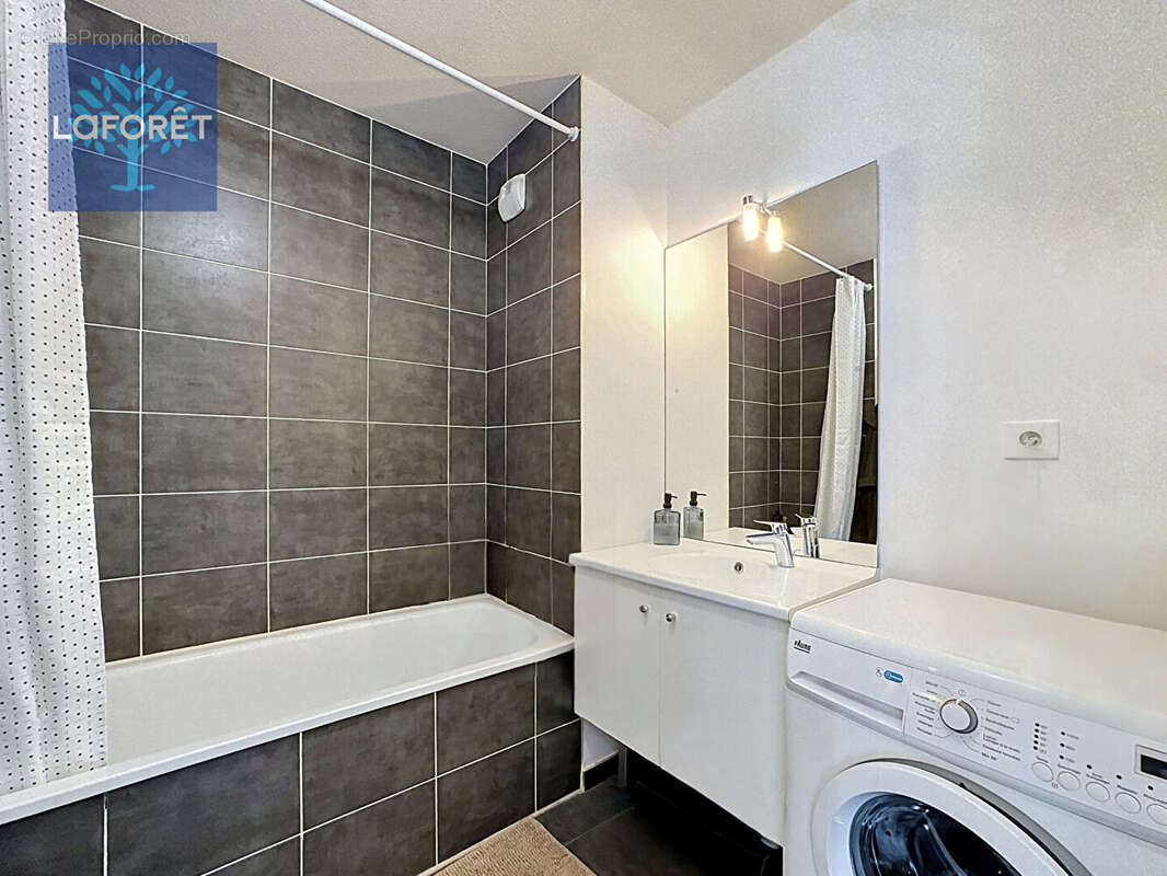 Appartement à OULLINS