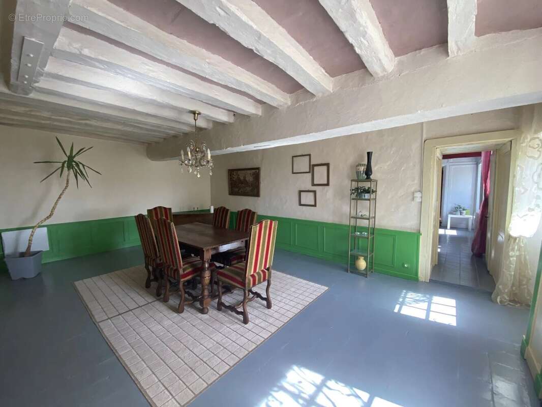 Maison à SAINTE-SUZANNE