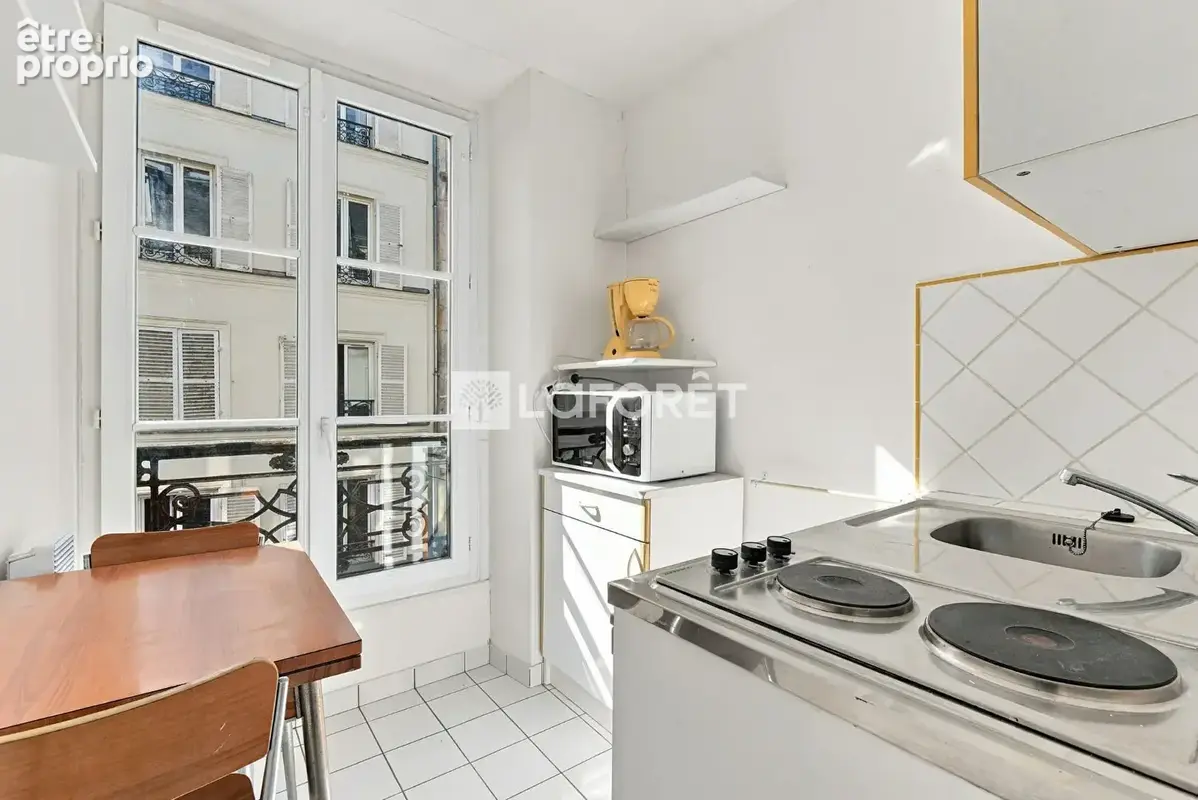 Localisation ideale - rue de levis - lumineux - dpe "c" - photo 4