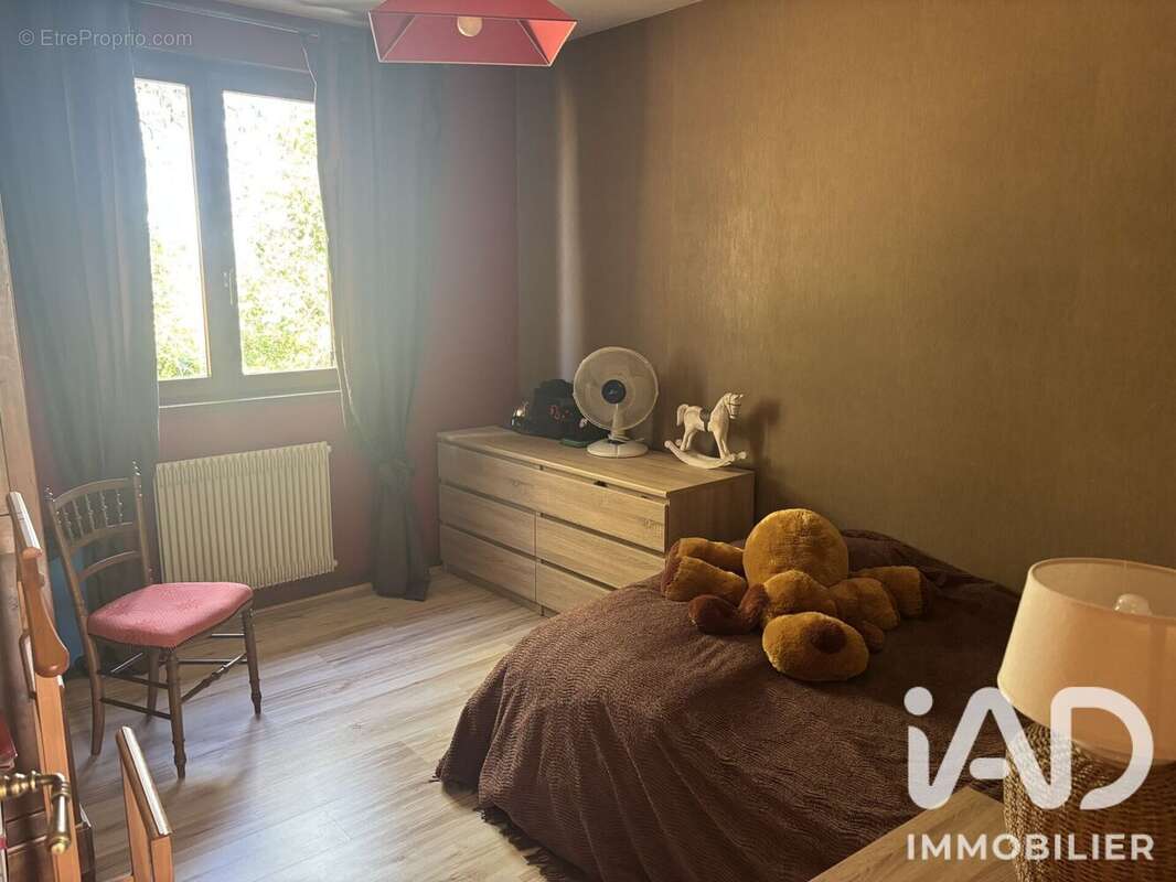 Maison 95 m² à Toulon-Sur-Arroux  - photo 8