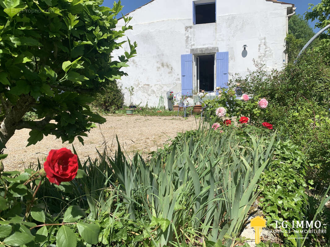 Maison à ARCES