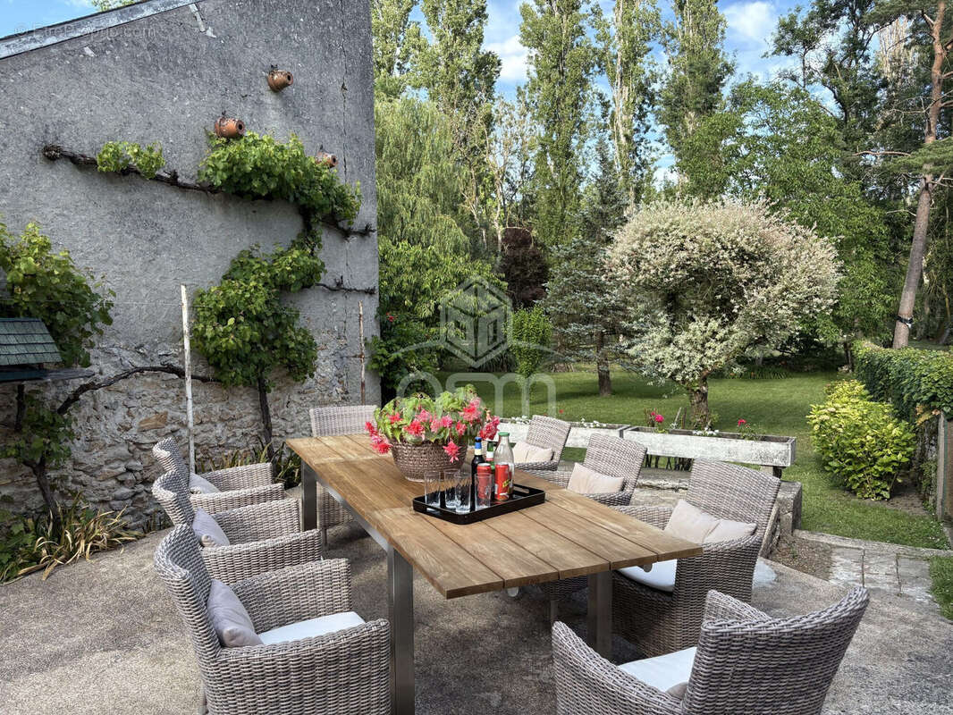 Maison à TRUYES
