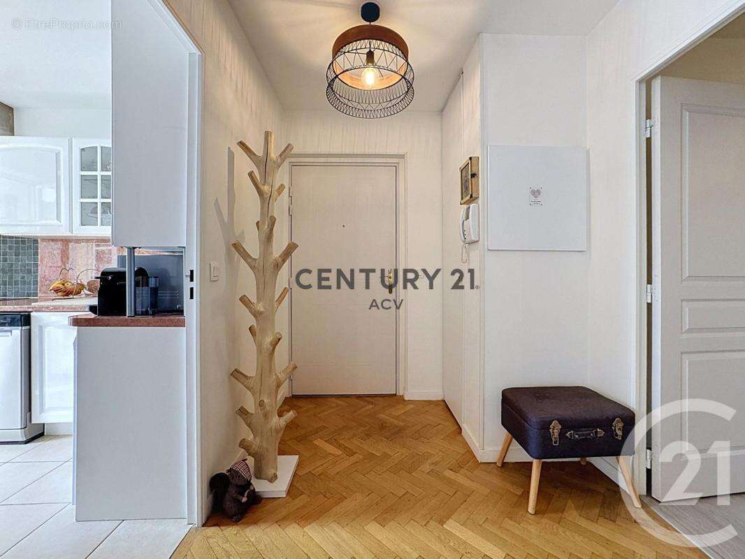 Appartement à MAISONS-ALFORT