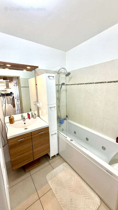 Appartement à ALTHEN-DES-PALUDS