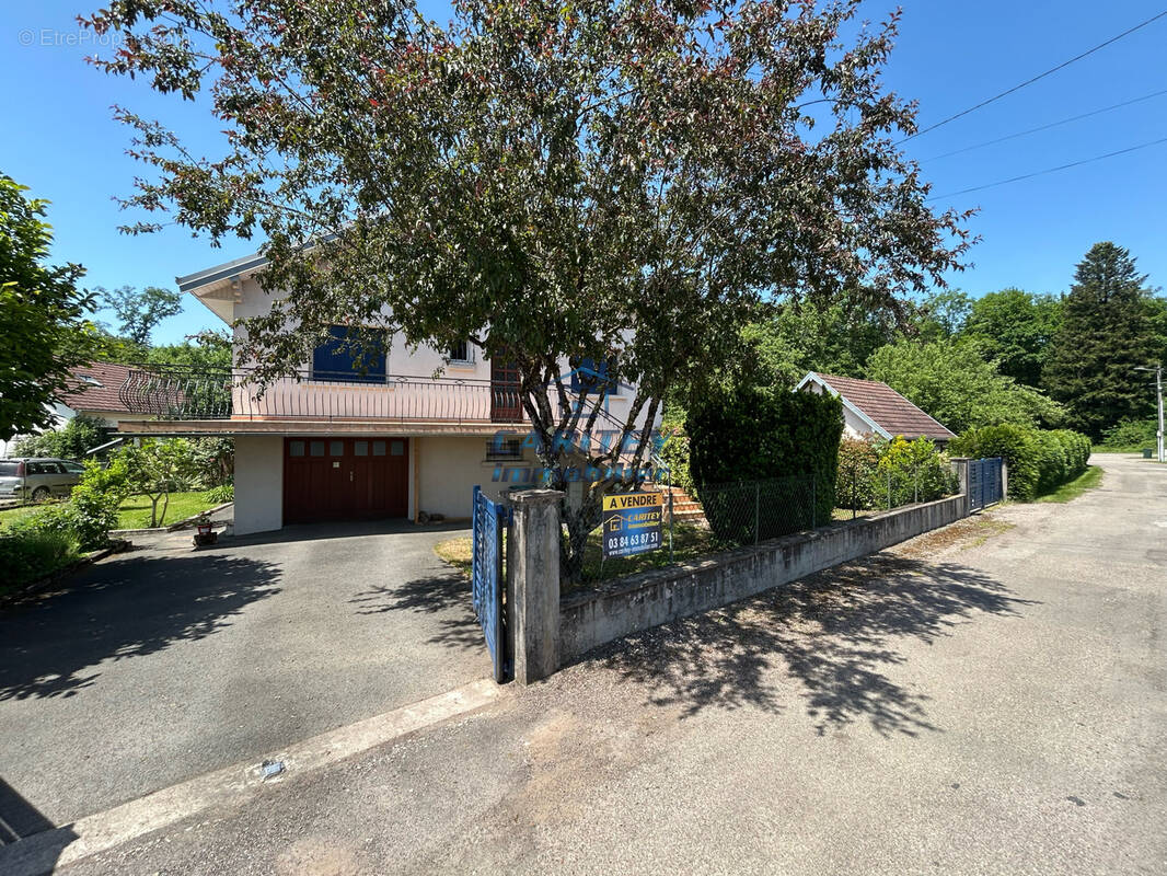 Maison à MAGNY-VERNOIS