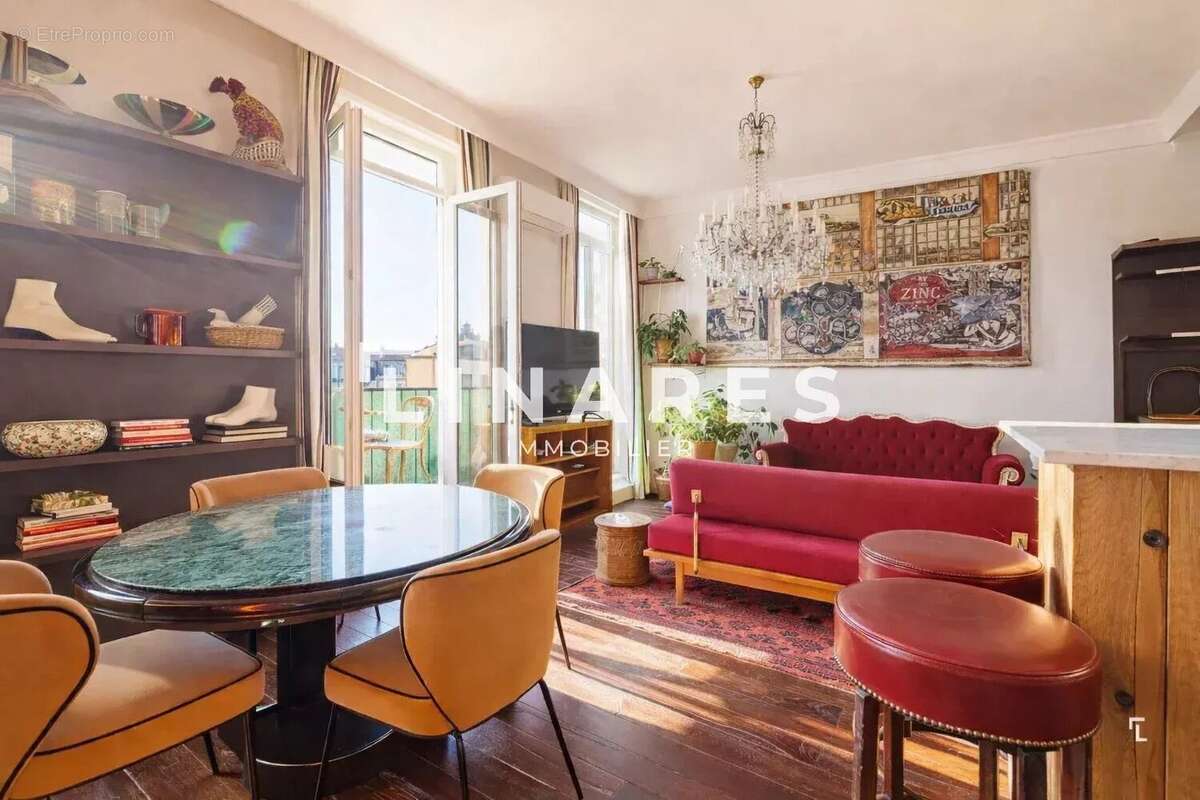 Appartement à MARSEILLE-1E