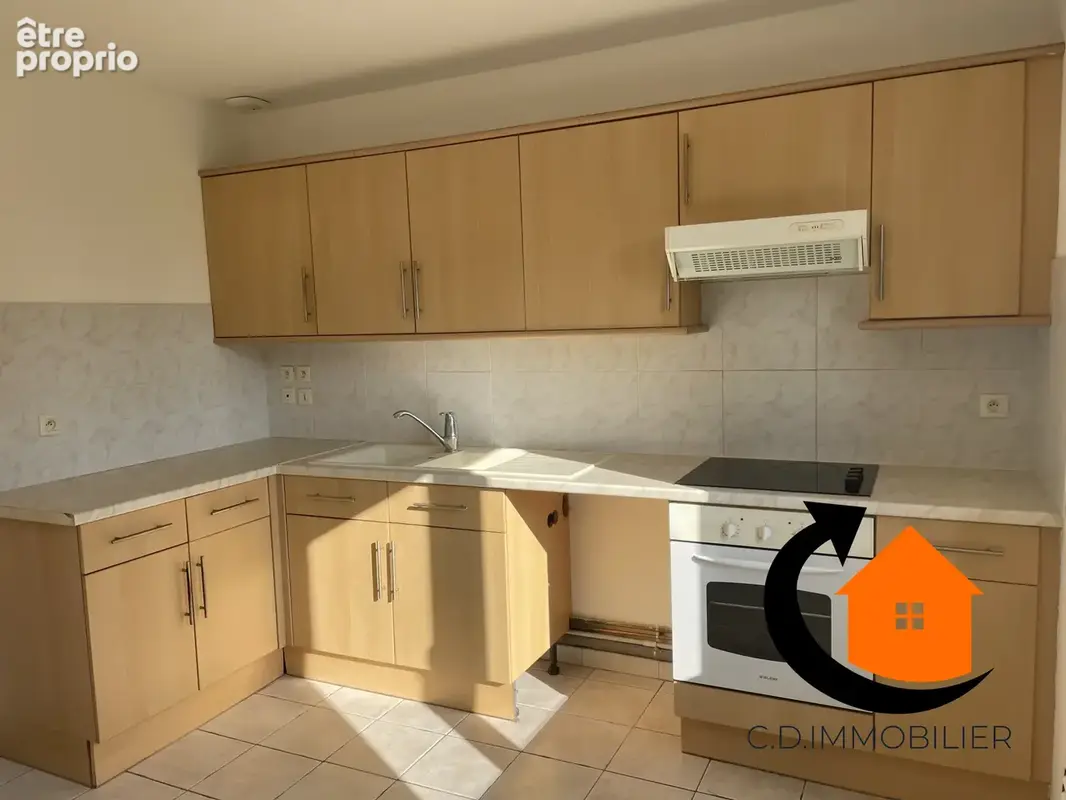 Maison 76 m² à Le Favril  - photo 4