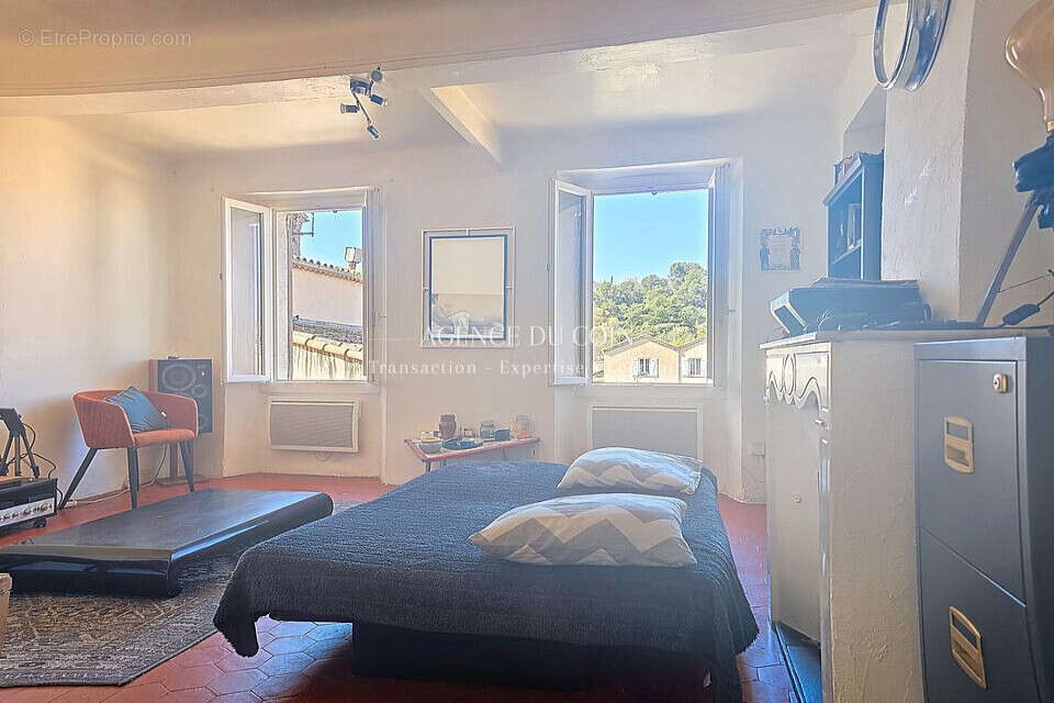 Appartement à TRANS-EN-PROVENCE