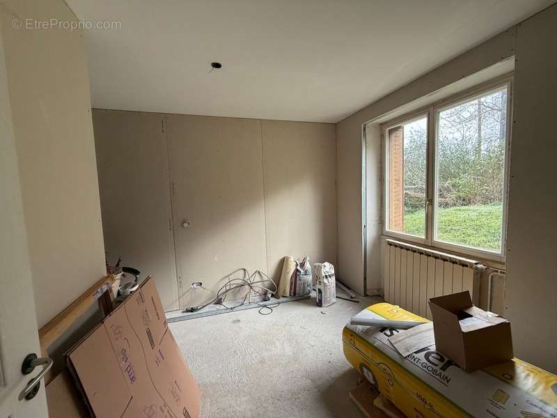 Maison à SAINT-LEGER-BRIDEREIX