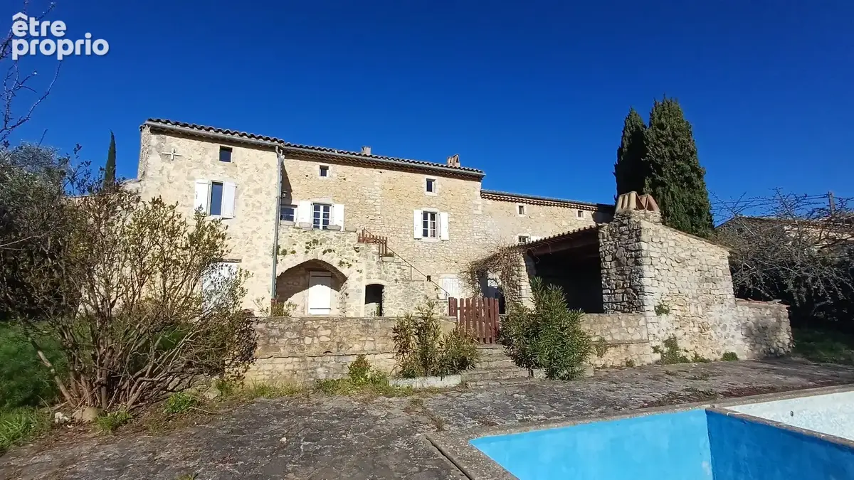 Mas en pierre - photo 17