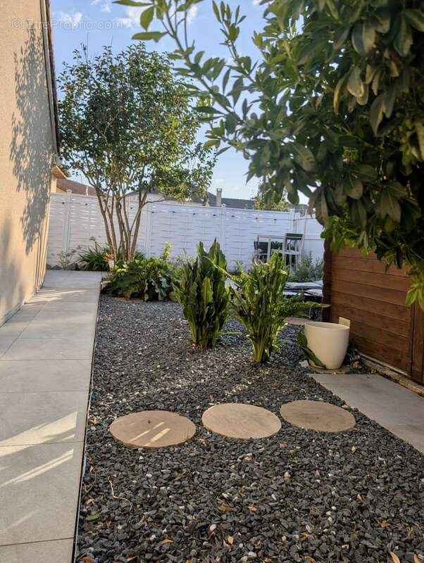 Maison 106 m² à Yutz  - photo 13