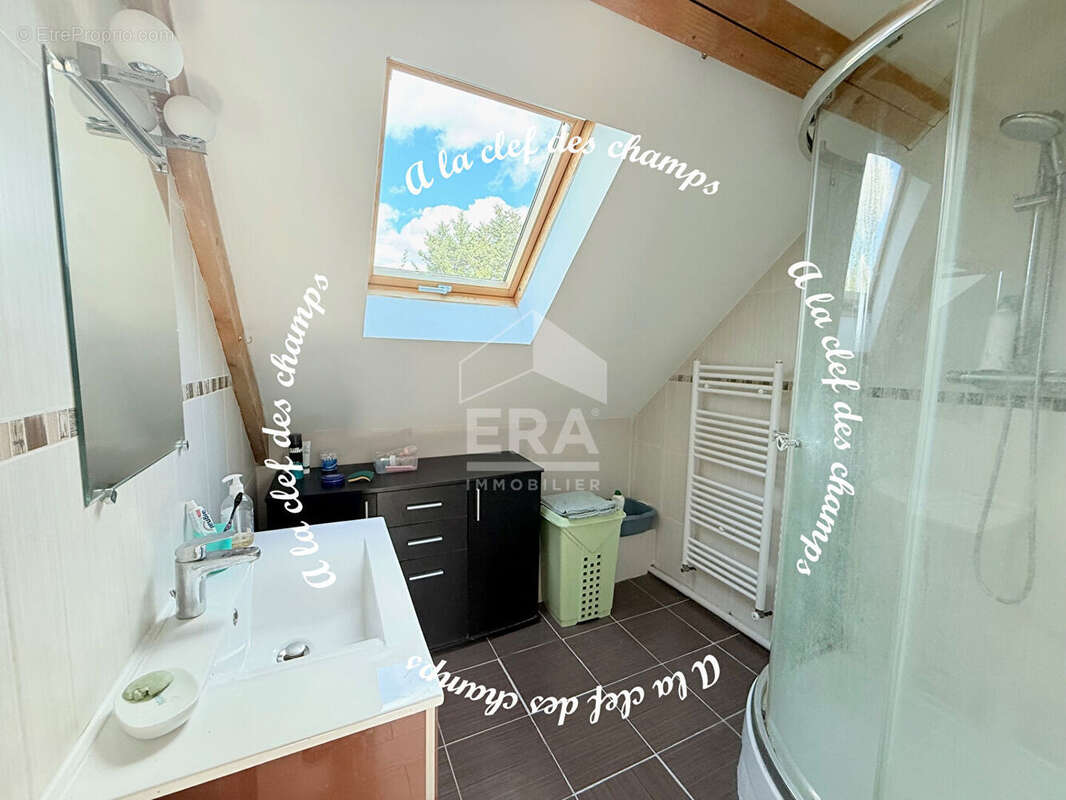 Maison à SAINT-REMY-LES-CHEVREUSE