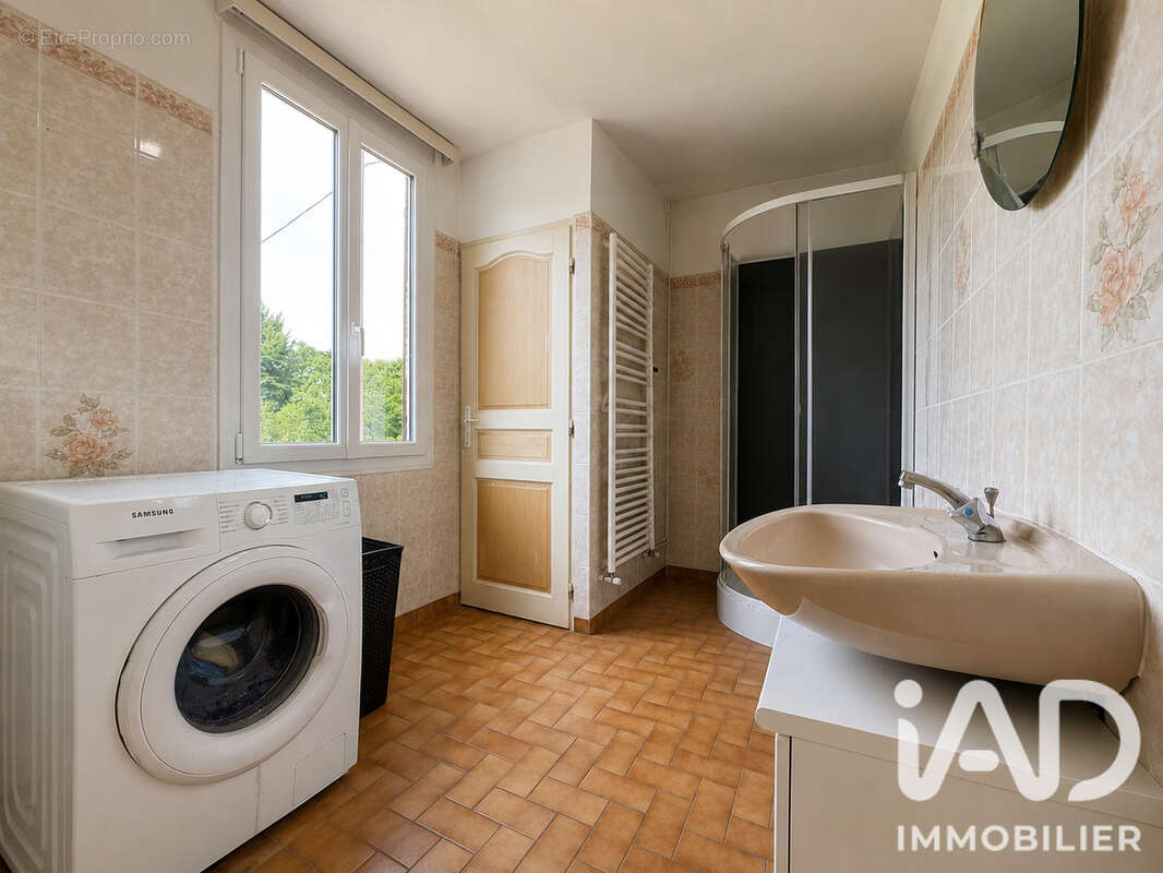 Maison 113 m² à Eragny-Sur-Epte  - photo 6