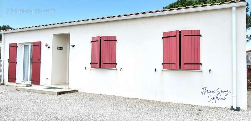 Maison à GINESTAS