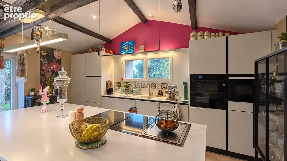 Belle propriété   plus de 300 m2 habitables   3 914 m2 de terrain - photo 4
