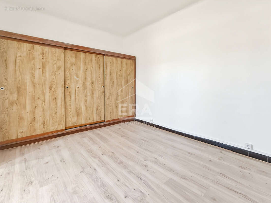 Appartement à MARSEILLE-15E