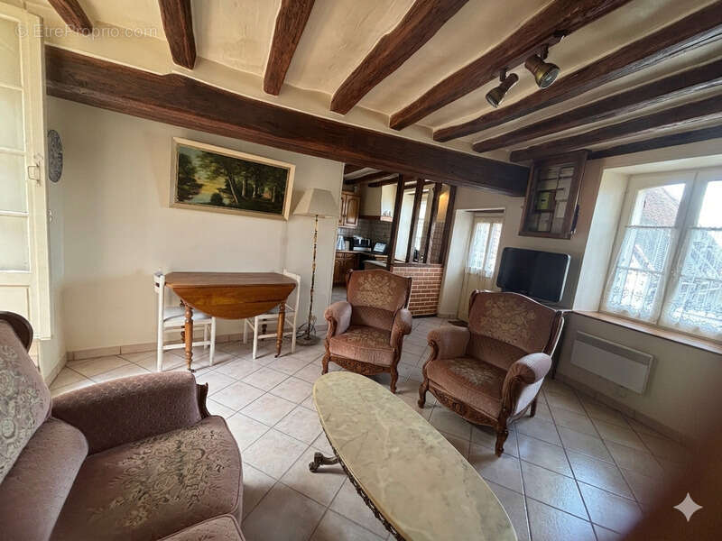 Maison de village 81 m² avec jardin clos – Idéal premier achat ou résidence secondaire SAINT PRIVE 89 - photo 4