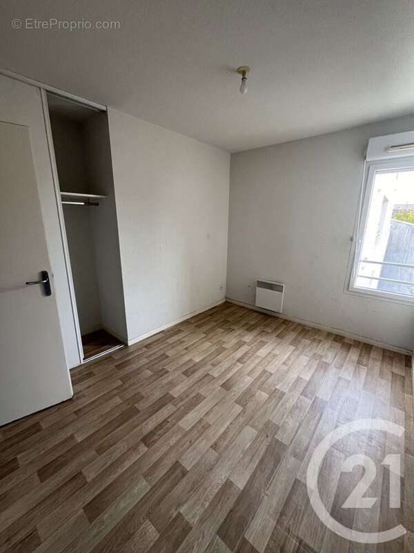 Appartement à SAINT-SEURIN-SUR-L'ISLE