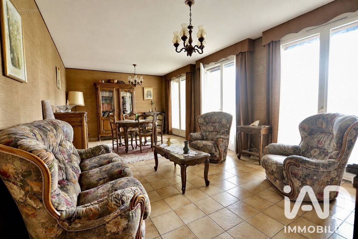Photo 1 - Appartement à POISSY