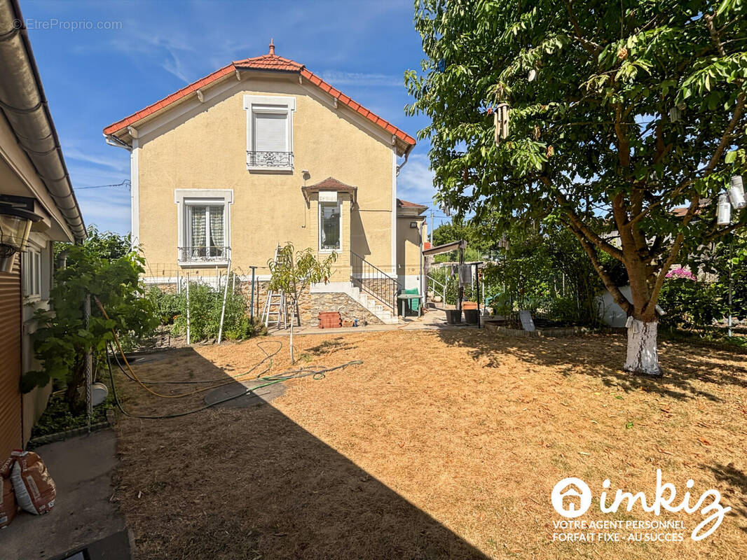 Maison à ETAMPES