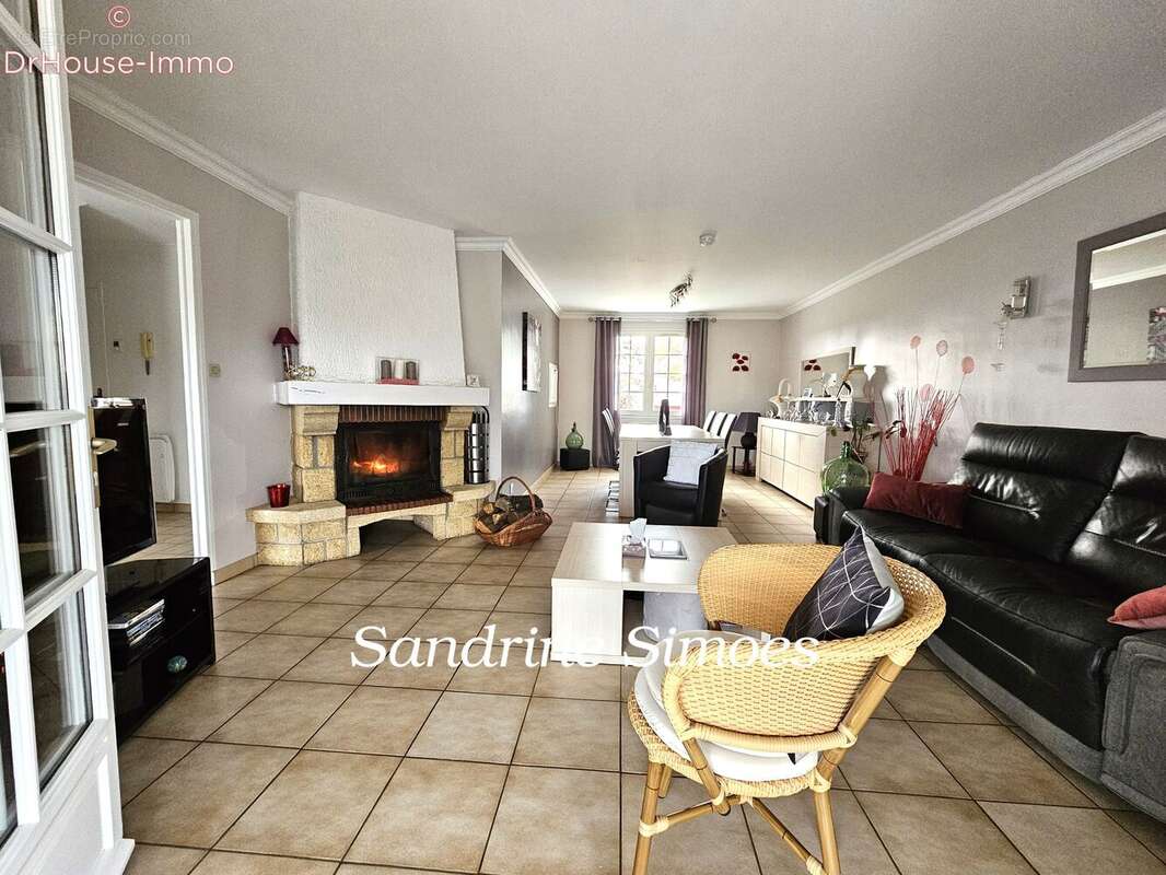 Maison à LATHUS-SAINT-REMY