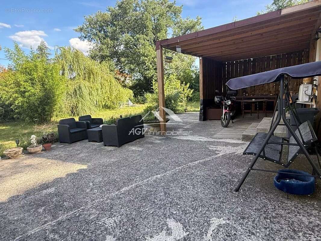 Proche Servas  , au calme , sans vis à vis maison sur 2400 m² de terrain - photo 2