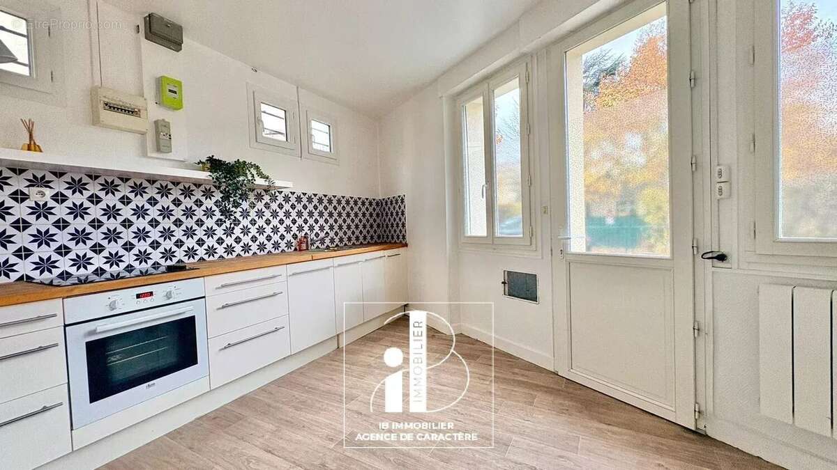 Appartement à FONTAINEBLEAU