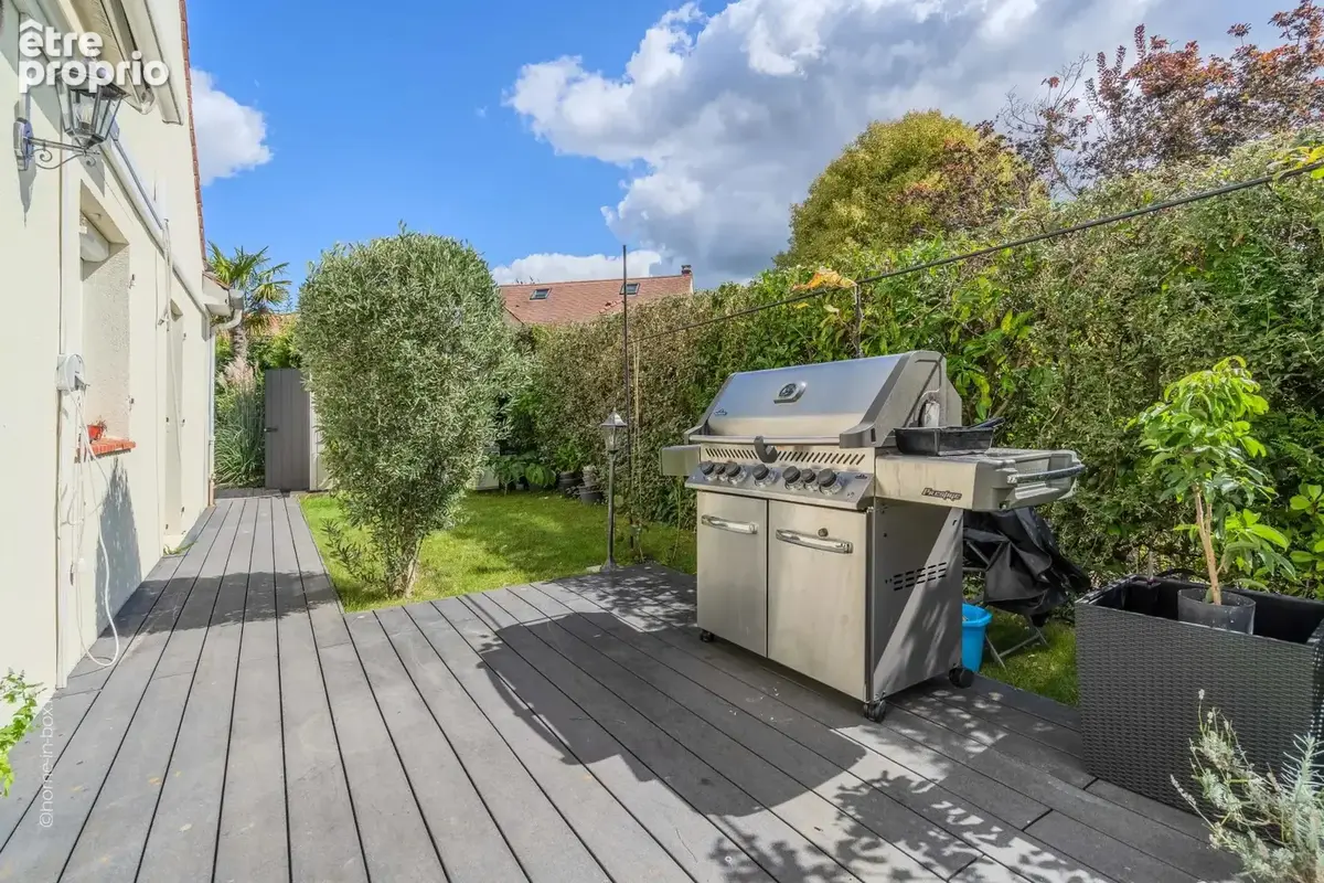 En exclusivité – villa d’exception avec piscine à bussy-saint-georges - photo 37