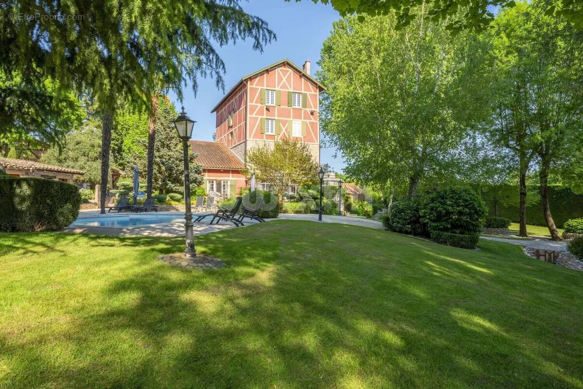 Maison à VILLEFRANCHE-SUR-SAONE