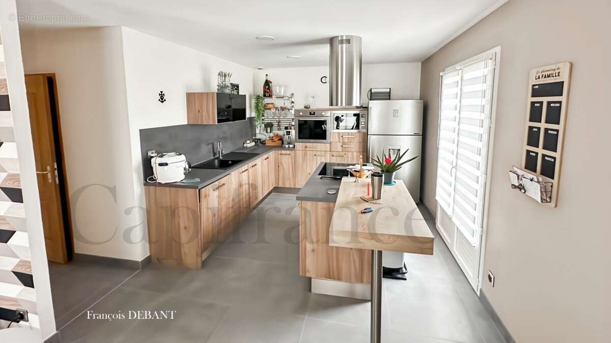 Dpt Marne (51), à vendre proche PONTFAVERGER MORONVILLIERS maison P5 de 100 m² - Terrain de 715 m² - plain pied - photo 9